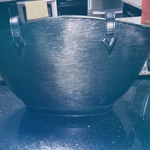 Louis Vuitton Epi Saint Jaques Black Handbag